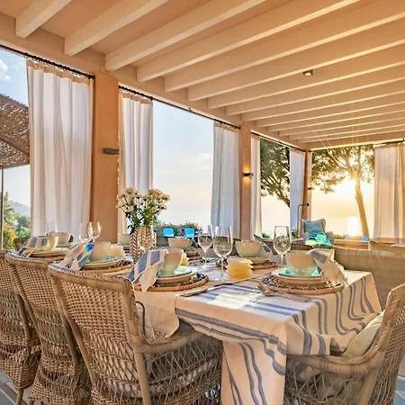 Holiday home Inviting With Private Pool *